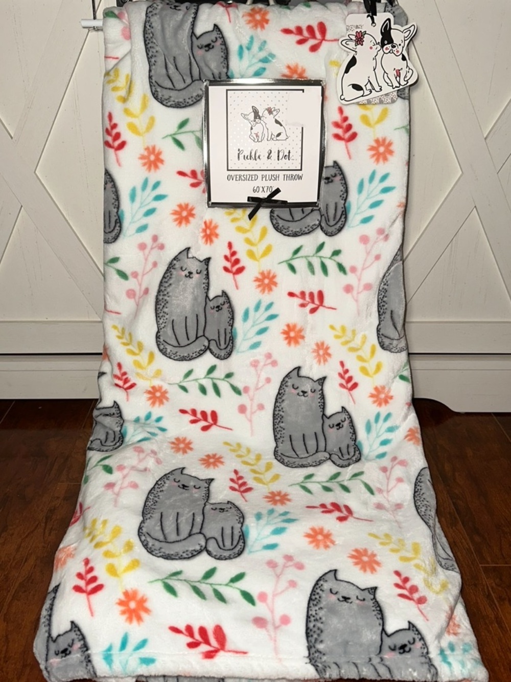 Pickle & Dot Gray Cat with Kitten Floral Plush Throw Blanket
